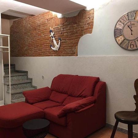 Stella Marina Apartment Savona Bagian luar foto