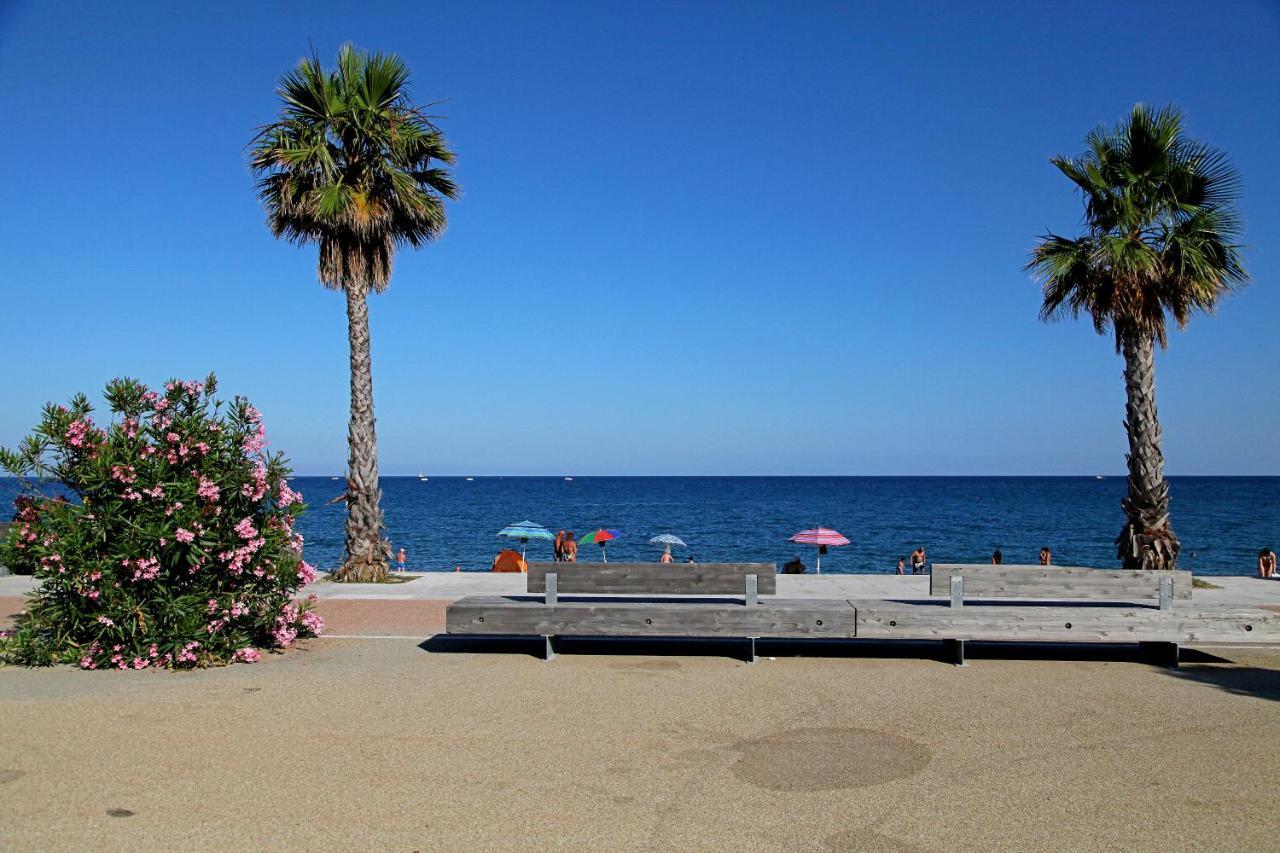 Stella Marina Apartment Savona Bagian luar foto