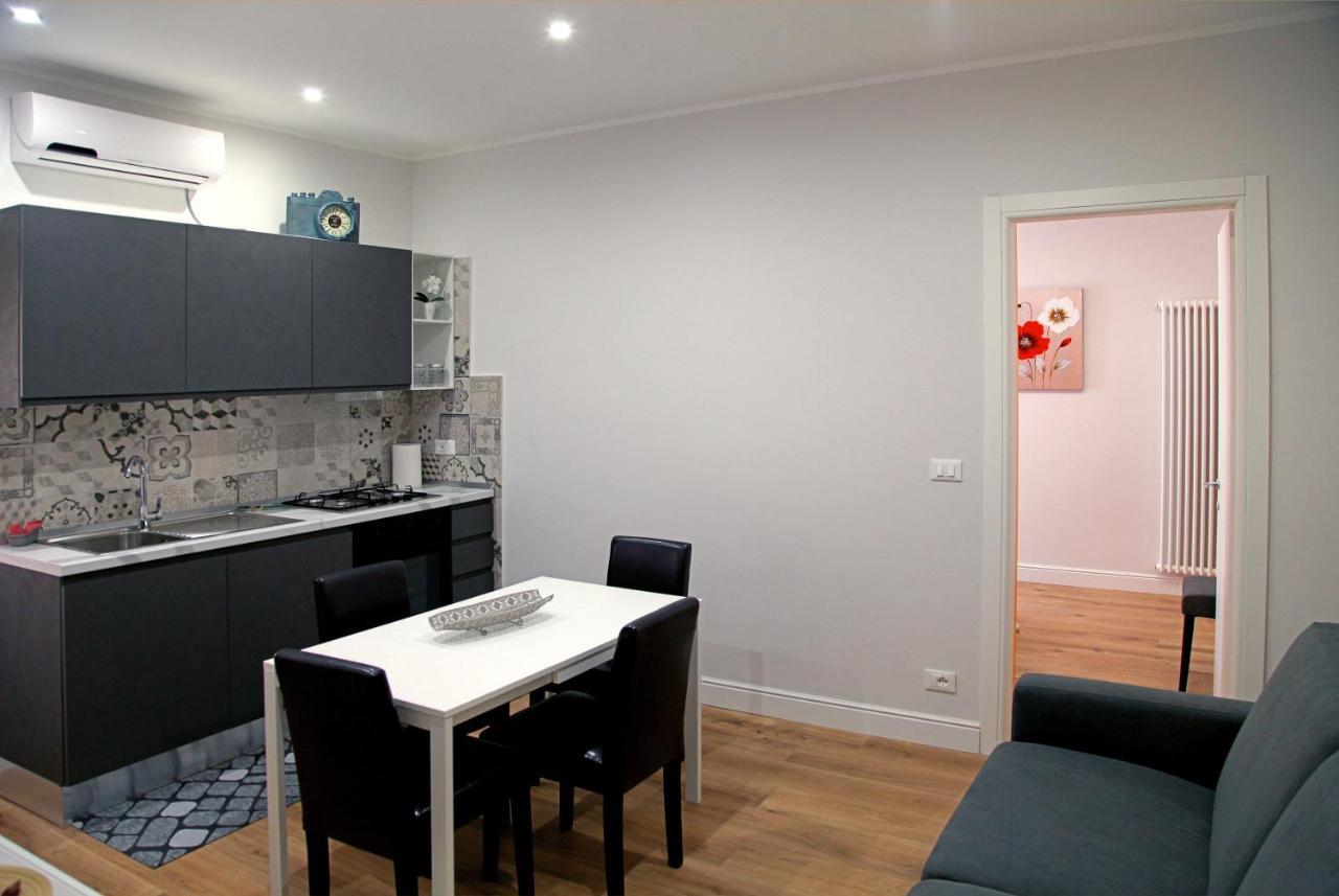 Stella Marina Apartment Savona Bagian luar foto