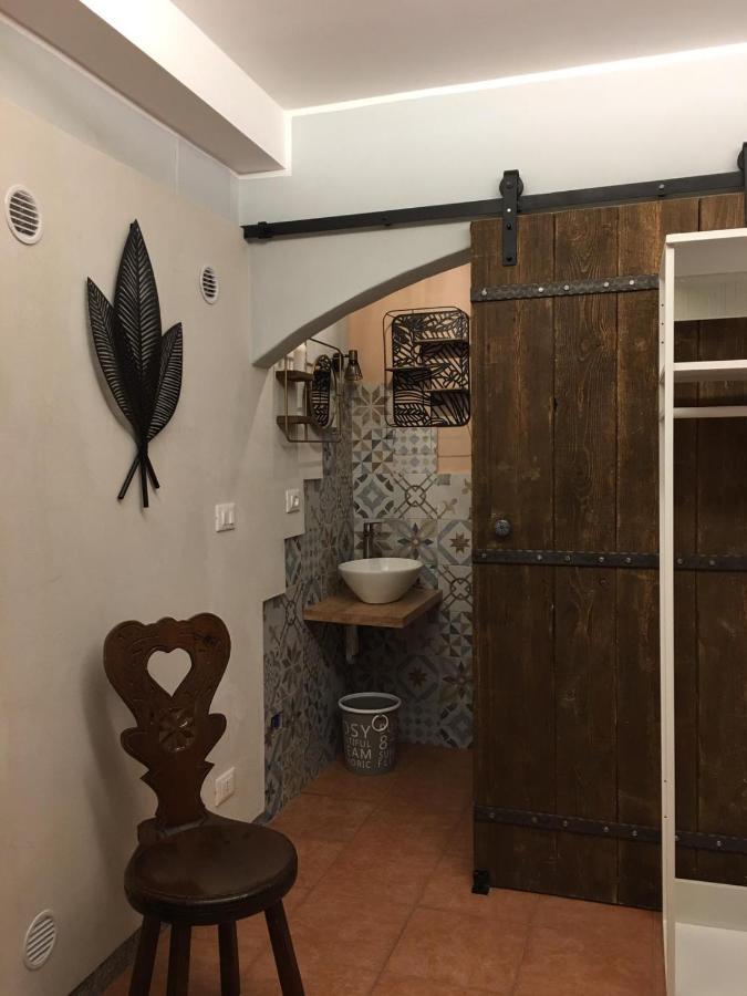 Stella Marina Apartment Savona Bagian luar foto